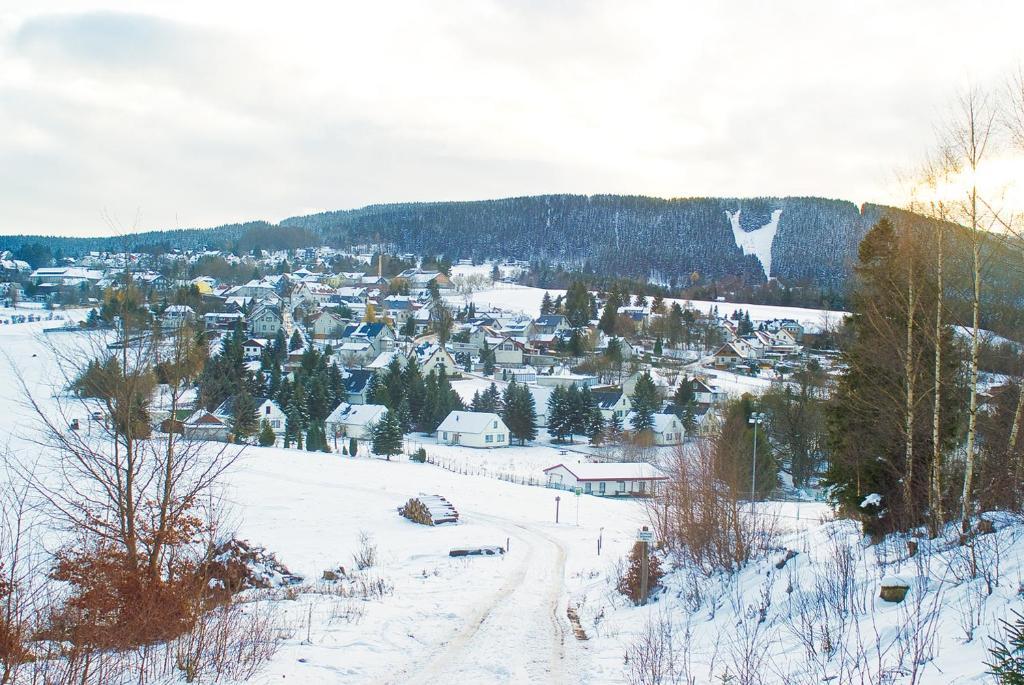 Hotel Zum Schneekopf "Garni" Gehlberg ภายนอก รูปภาพ